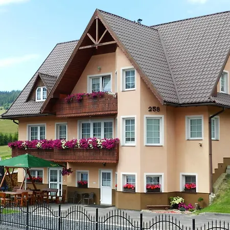 Guest house Sona Zdiar